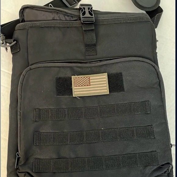 S.O.C. Tactical Laptop Bag (Sandpiper of California) - Picture 10 of 12